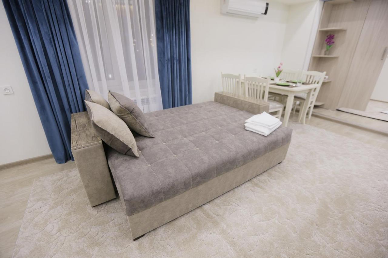Newly Renovated Studio Apartment In Downtown Center 5 Tashkent Exterior foto